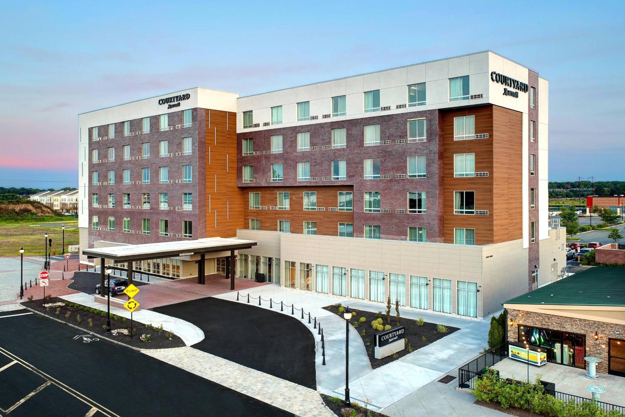 Hotel Courtyard By Marriott North Brunswick Extérieur photo
