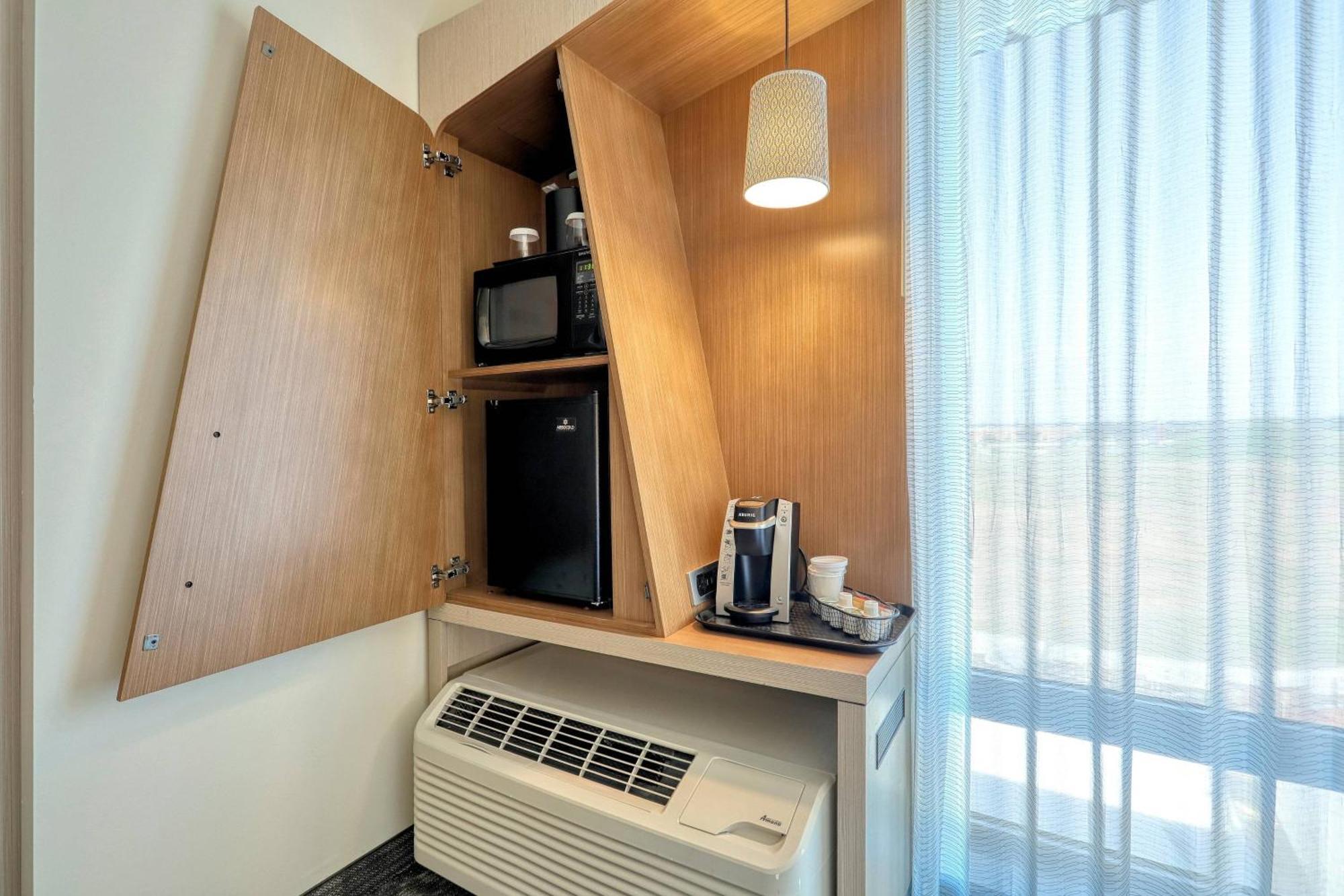 Hotel Courtyard By Marriott North Brunswick Extérieur photo