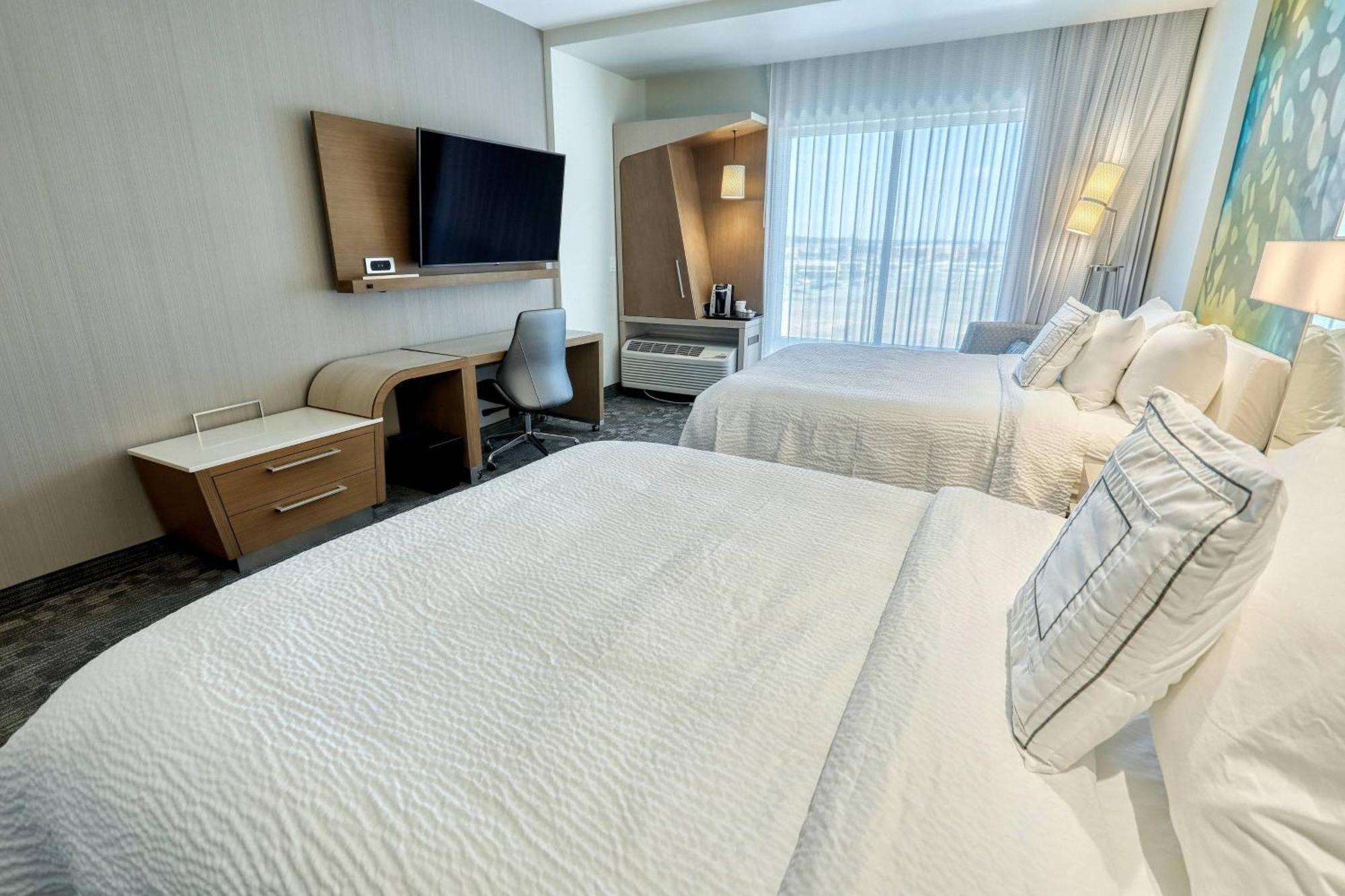 Hotel Courtyard By Marriott North Brunswick Extérieur photo